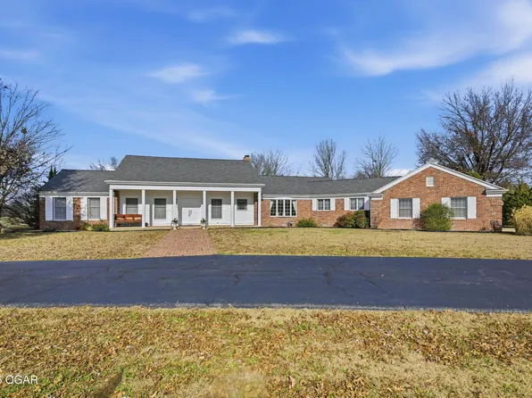 202 Gardner St, Lamar, MO 64759