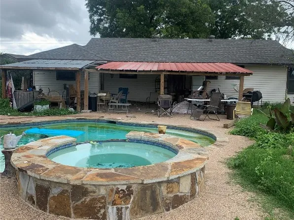 25261 N Us Highway 281, Stephenville, TX 76401