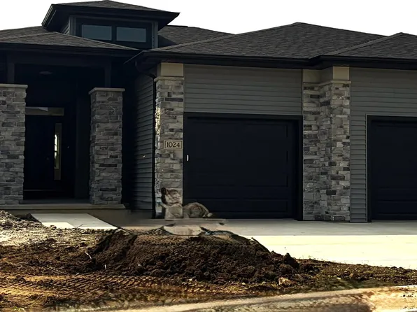 1024 Nordland Dr, Stoughton, WI 53589