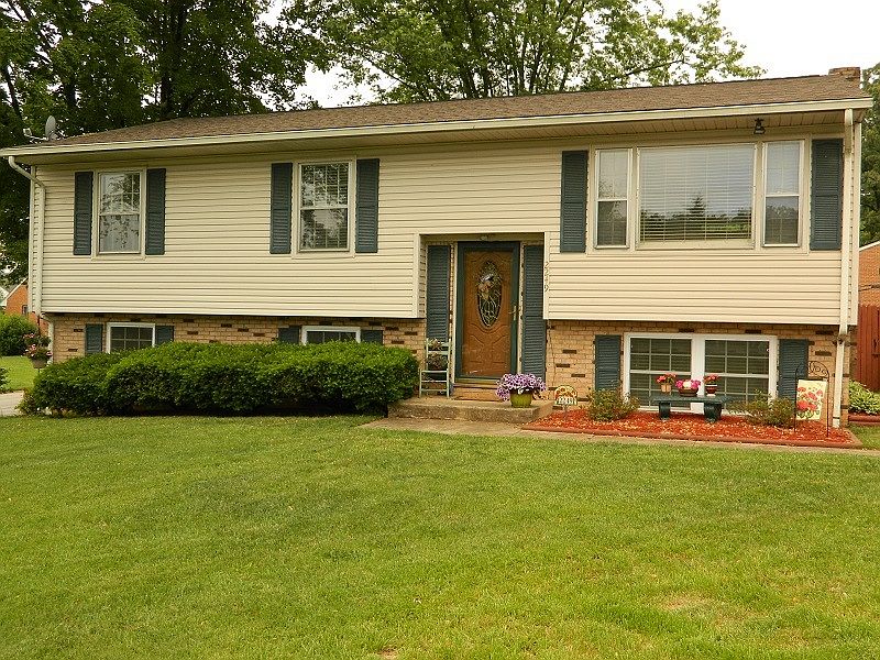 1st image of 2249 Bainbridge Dr