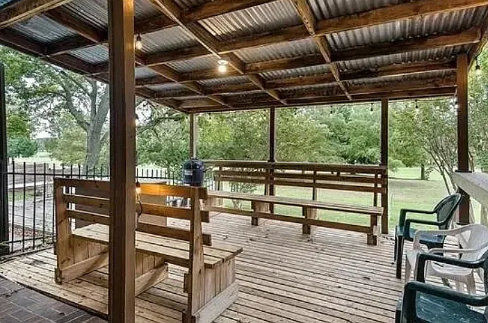806 Pebble Beach Dr — Photo 1