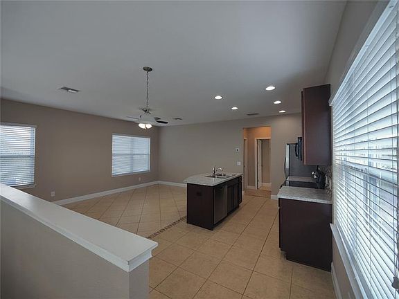 5th image of 12989 Doisy St