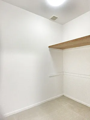 Rented by MAC Realty NY | media 29