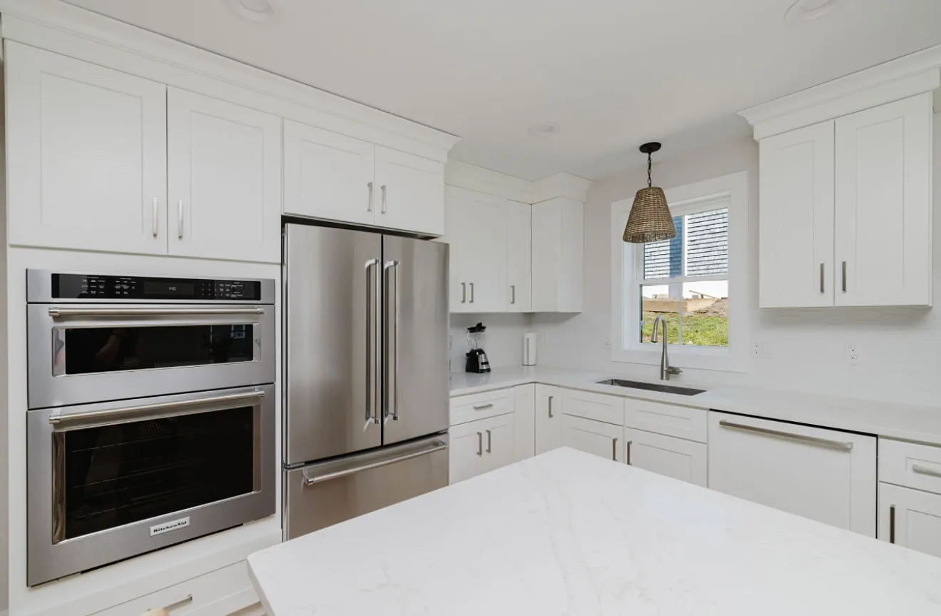 3 bed, 2.5 bath, 1800 sqft, $4,550 — Photo 4