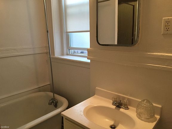 120 Warren #9 006