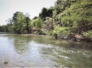 1258 River Bluff Cir, Pipe Creek, TX 78063