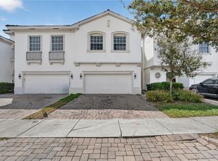 (Undisclosed Address), Naples, FL 34119