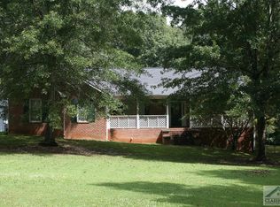 1351 Garrett Rd, Statham, GA 30666