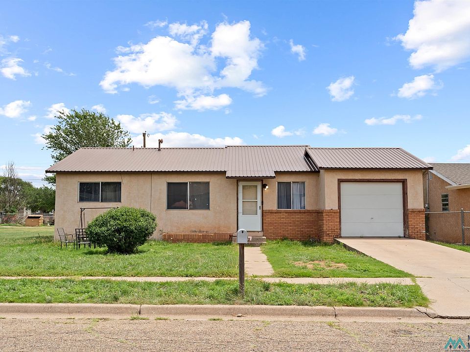 1st image of 1009 Gila St