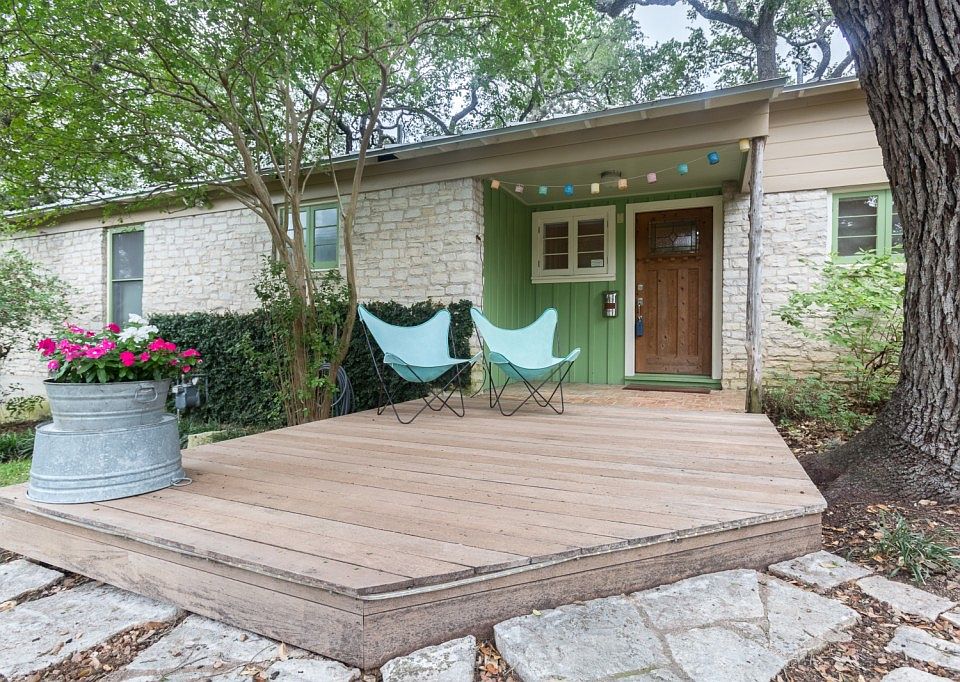 1st image of 1201 Woodland Ave #A