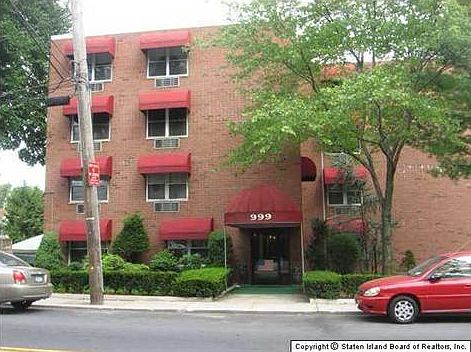 5th image of 999 Forest Ave APT 3H