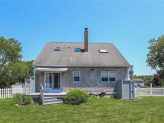 4th image of 35 Wild Cherry Dr