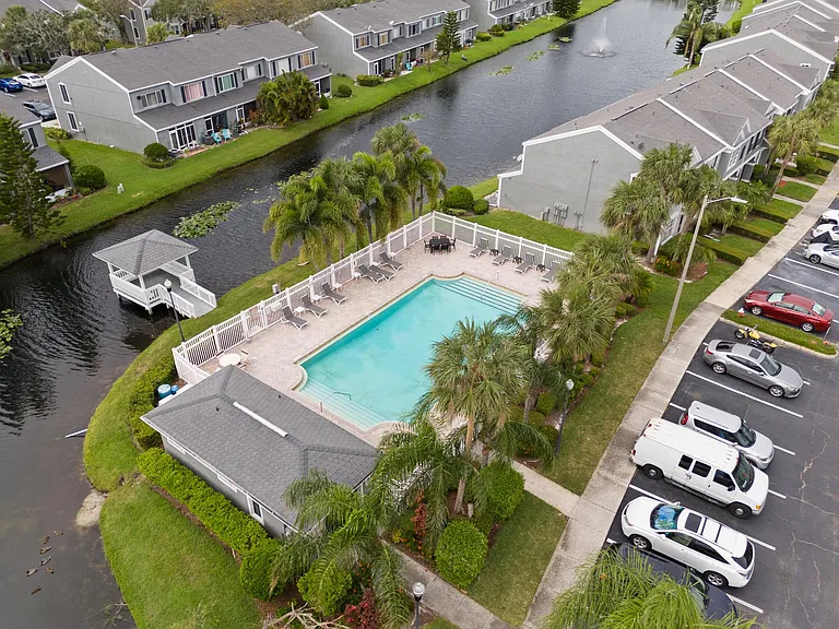 337 Countryside Key Blvd — Photo 8