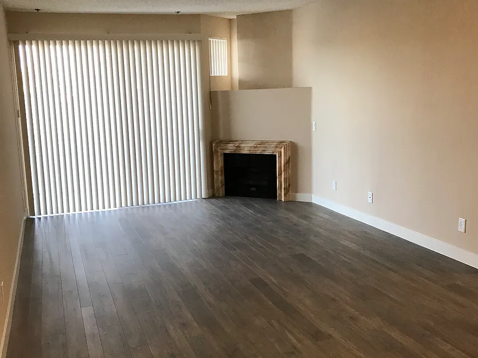 Apt.306 Living Room