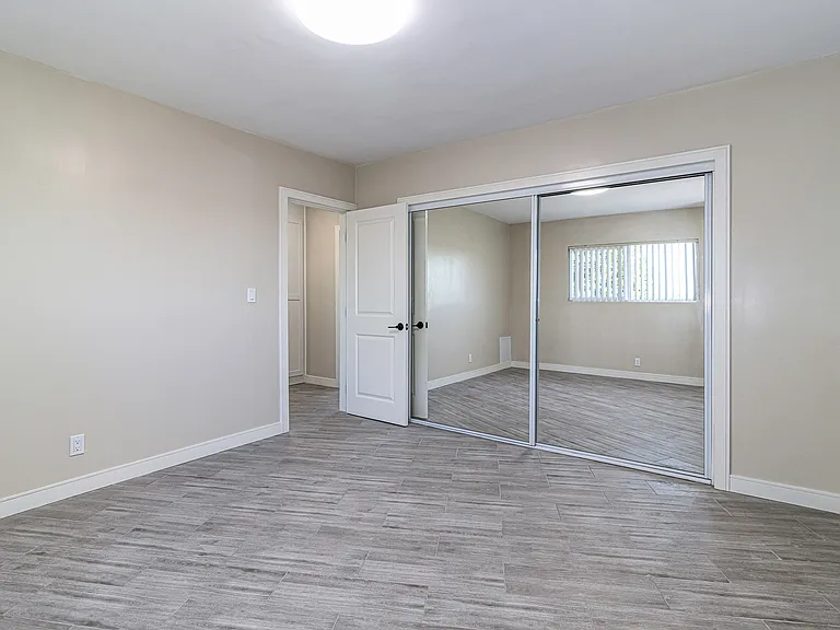 11050 Lambert Ave #8 — Photo 6