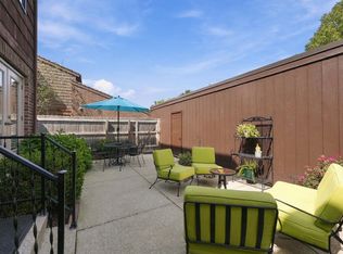 6817 Covington Creek Trl, Fort Wayne, IN 46804