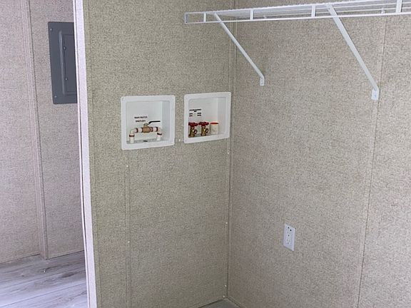 4th image of 6030 W Panatella Dr
