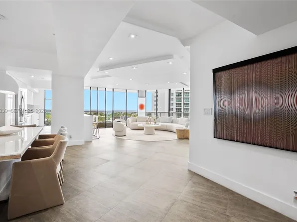 20281 E Country Club Dr APT 808, Aventura, FL 33180