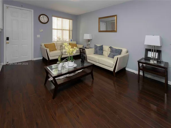 873 NW 135th Ave, Pembroke Pines, FL 33028