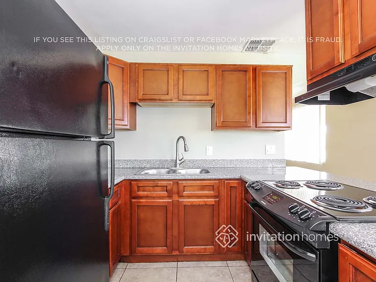 8835 N 29th Ave — Photo 9