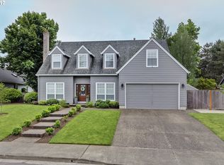 574 NE Goldie Dr, Hillsboro, OR