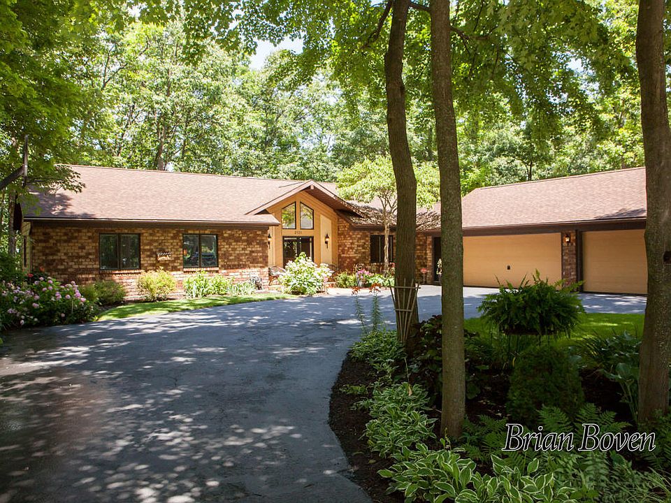 1st image of 2131 Northridge Dr NE