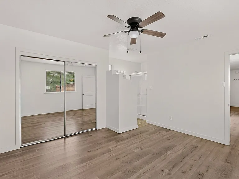 1846 Henry Cir SW — Photo 17