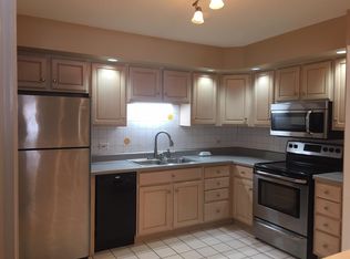 514 W Miner St UNIT 1E, Arlington Heights, IL 60005