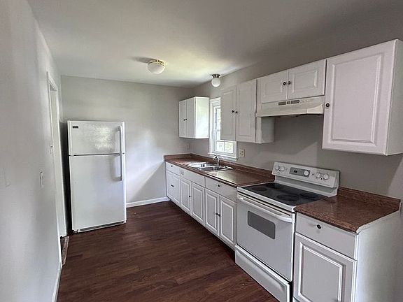 5th image of 2407 Yorktown Ave