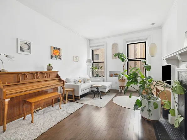 332 W 101st St APT 4F, New York, NY 10025