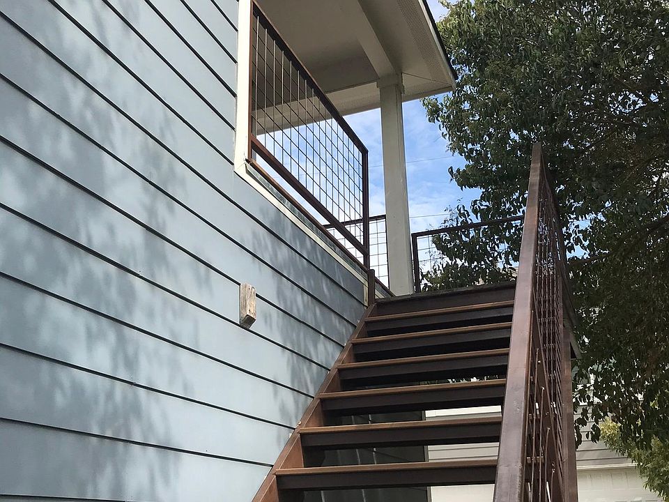 Stairs to front porch