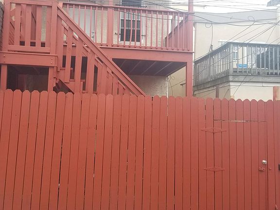 3rd image of 2715 W Girard Ave #2RR