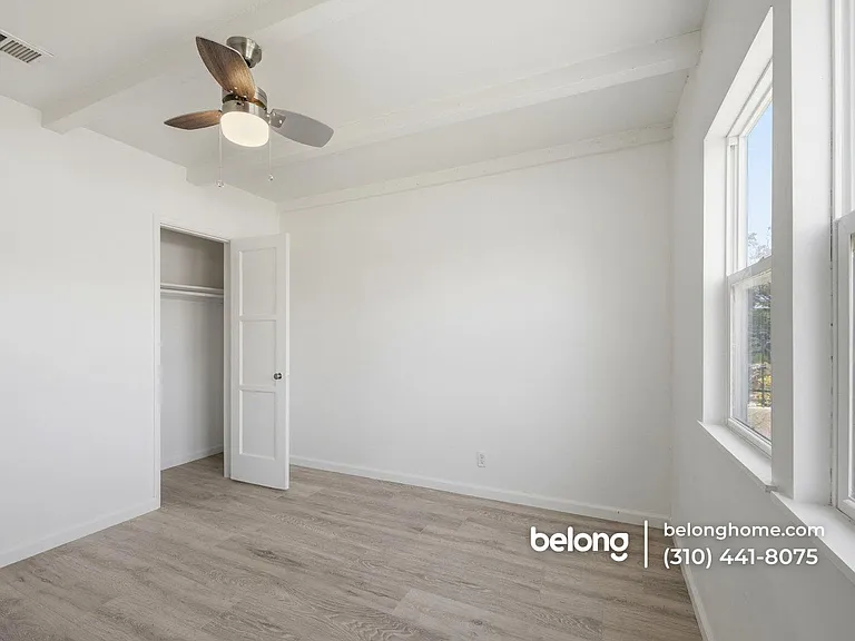 8133 Gentry Ave — Photo 11