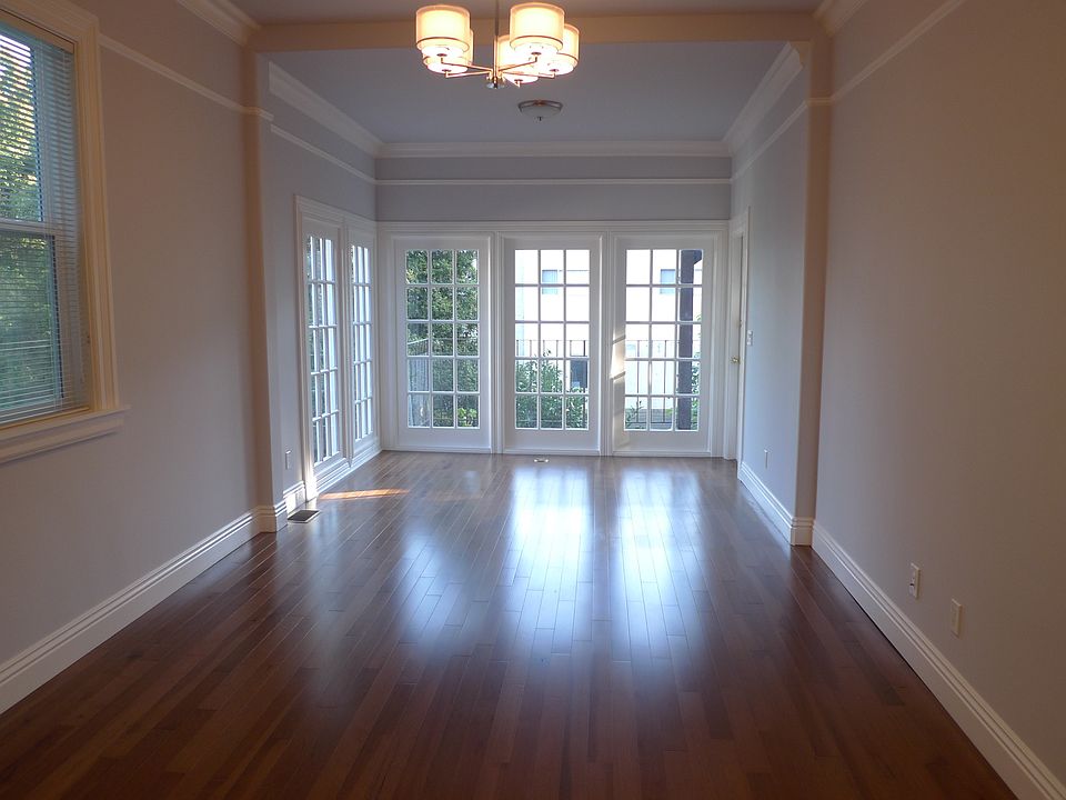 1st image of 245 Mississippi St