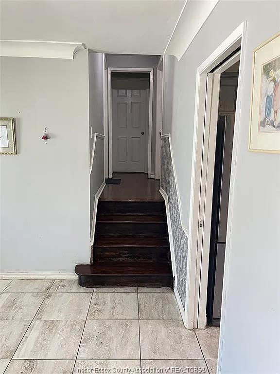 4 bed, $2,500 — Photo 3