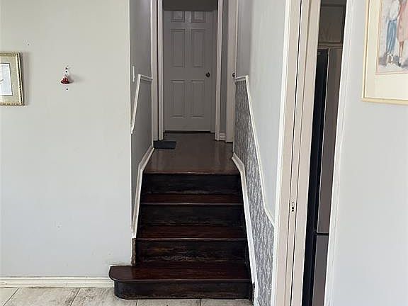 3rd image of 3515 Glenwood Ave