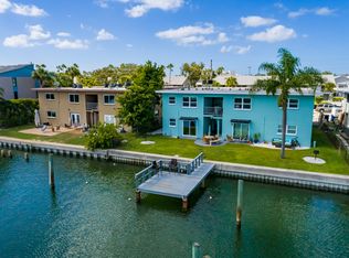 11905 3rd St E APT B, Treasure Island, FL 33706