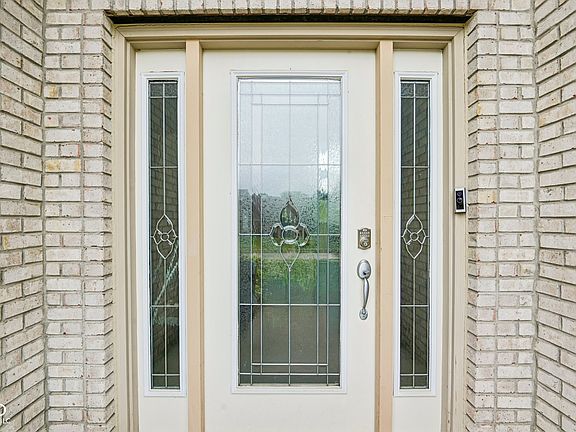 3rd image of 9426 Stones Ferry Way
