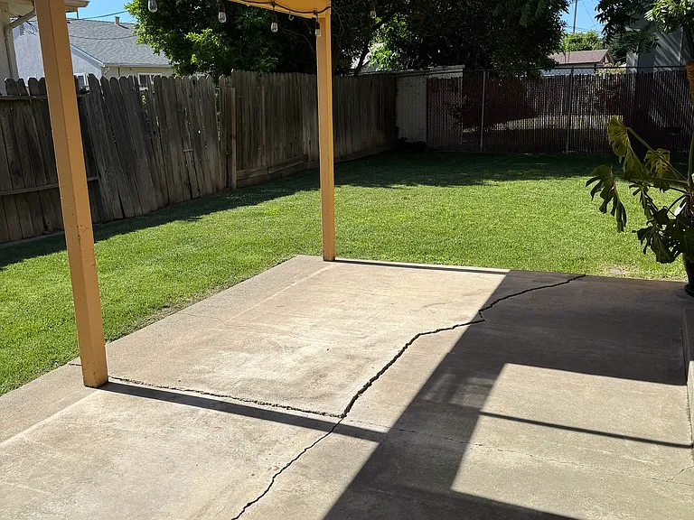 1016 Poplar Ave — Photo 7