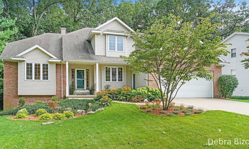 1st image of 2520 Westbrook Dr NW
