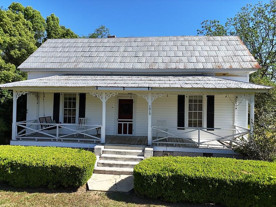 1st image of 1019 Manning St