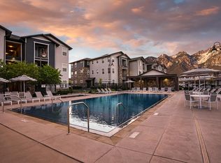 454 E Newport Parc Ln APT C208, Draper, UT 84020