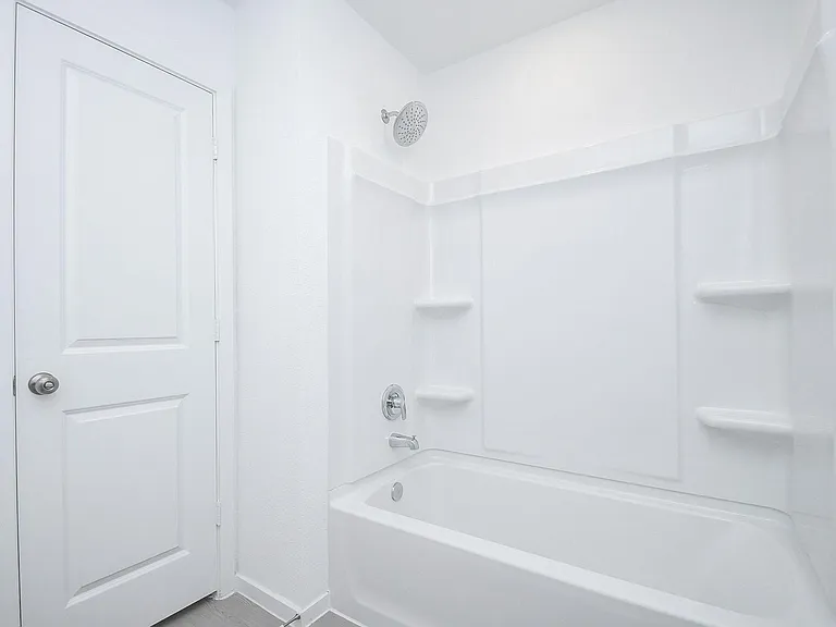 923 Capracotta Dr — Photo 4