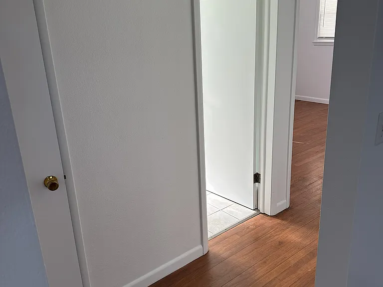 Buttercup Ln — Photo 8