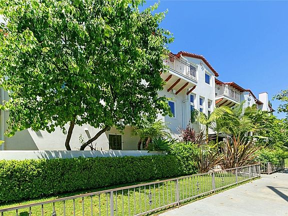 2nd image of 4541 Colfax Ave #104