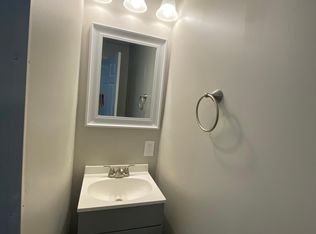 5229 State Line Ave #B, Hammond, IN 46320