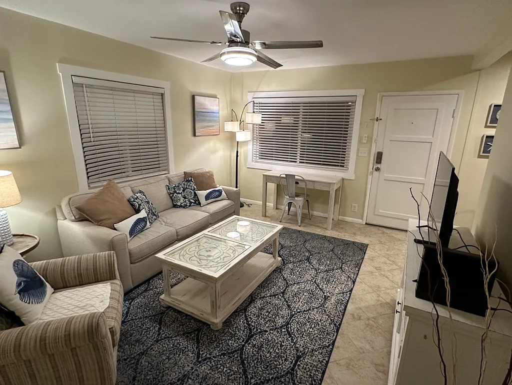 34001 Amber Lantern St — Photo 4