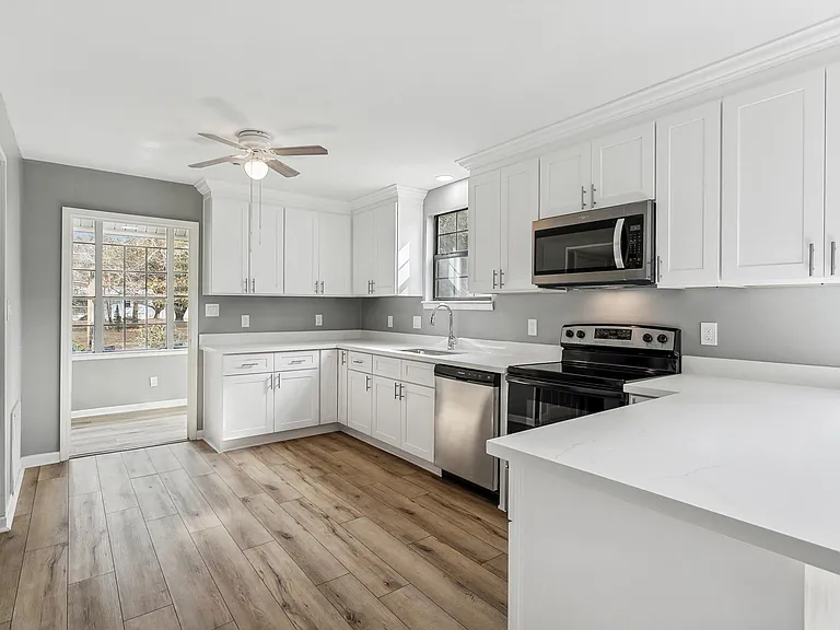 60360 Kay Dr — Photo 6