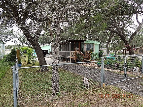 3rd image of 1615 S Terry St