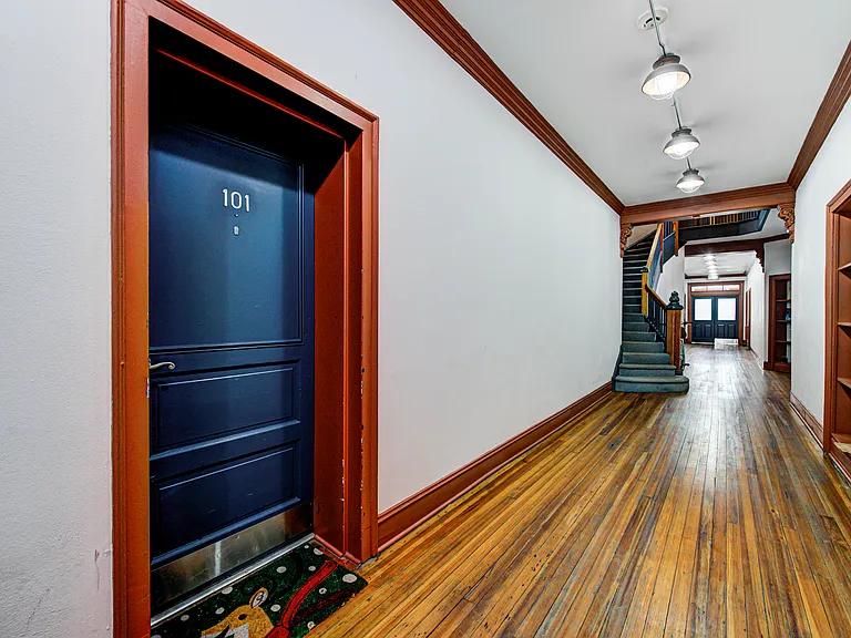 919 N Pennsylvania St #101 — Photo 12